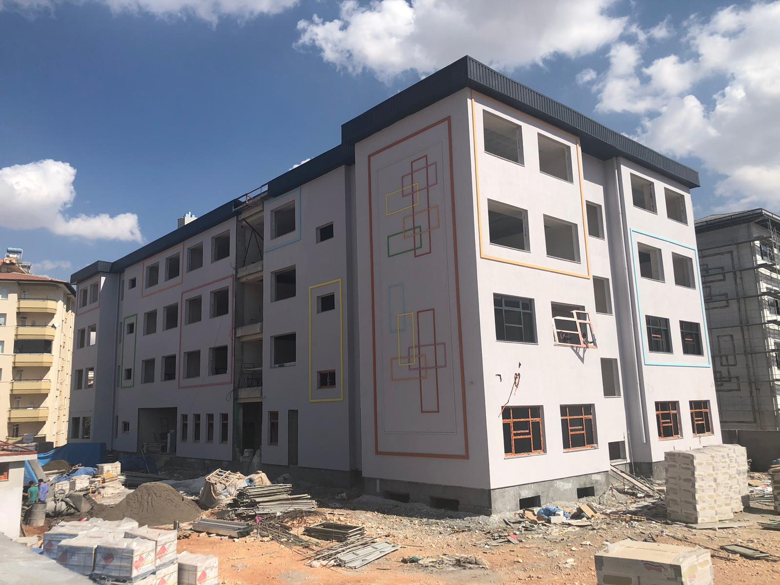 YEDİTEPE 24 DERSLİK OKUL YAPIM İŞİ